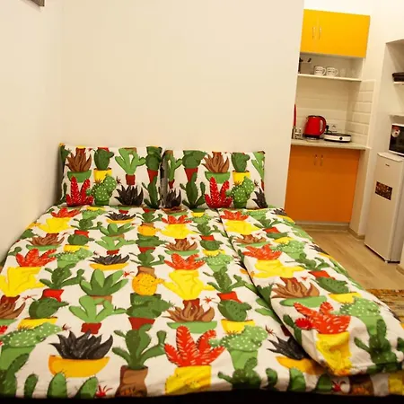 світло цілодобово In The Center * לבוב