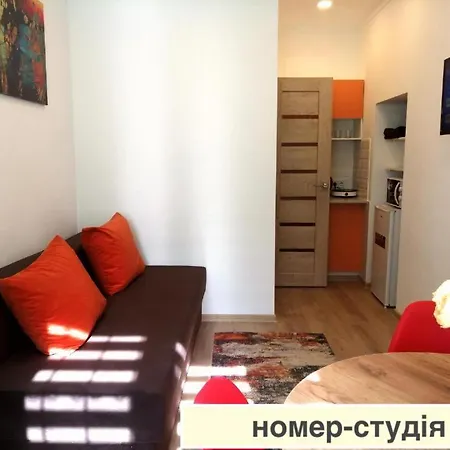 світло цілодобово In The Center * Lviv